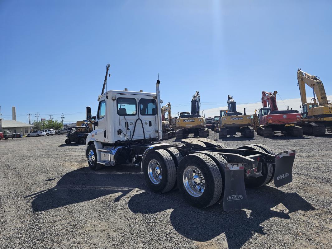 imagenes/INVOICE/2019/18132/FREIGHTLINER_28.jpg
