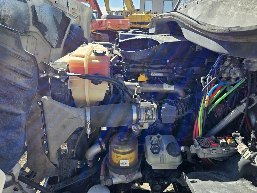 imagenes/INVOICE/2019/18132/FREIGHTLINER_33.jpg