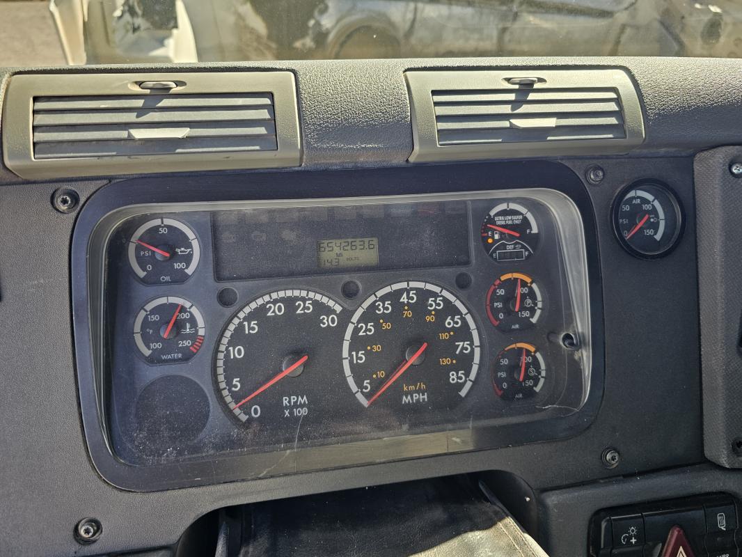 imagenes/INVOICE/2019/18132/FREIGHTLINER_44.jpg