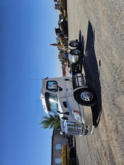 FREIGHTLINER CASCADIA 113
