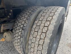 CAMION CON GRUA IMT 11/76K3