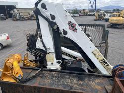 CAMION CON GRUA IMT 11/76K3