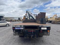 CAMION CON GRUA IMT 11/76K3