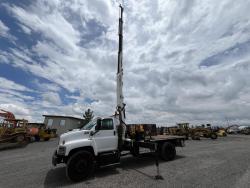 CAMION CON GRUA IMT 11/76K3