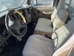 CAMION CON GRUA IMT 11/76K3