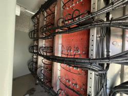 BANCO DE CARGA AVTRON 5605