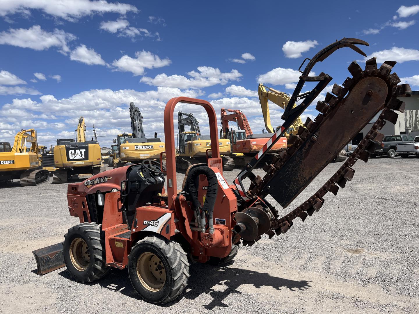 imagenes/INVOICE/2019/18196/ZANJADORA_DITCH_WITCH_RT45_8.JPG