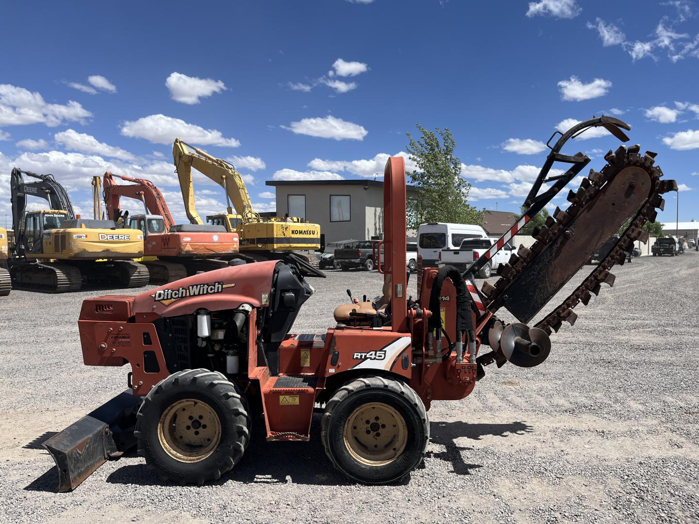 imagenes/INVOICE/2019/18196/ZANJADORA_DITCH_WITCH_RT45_9.JPG