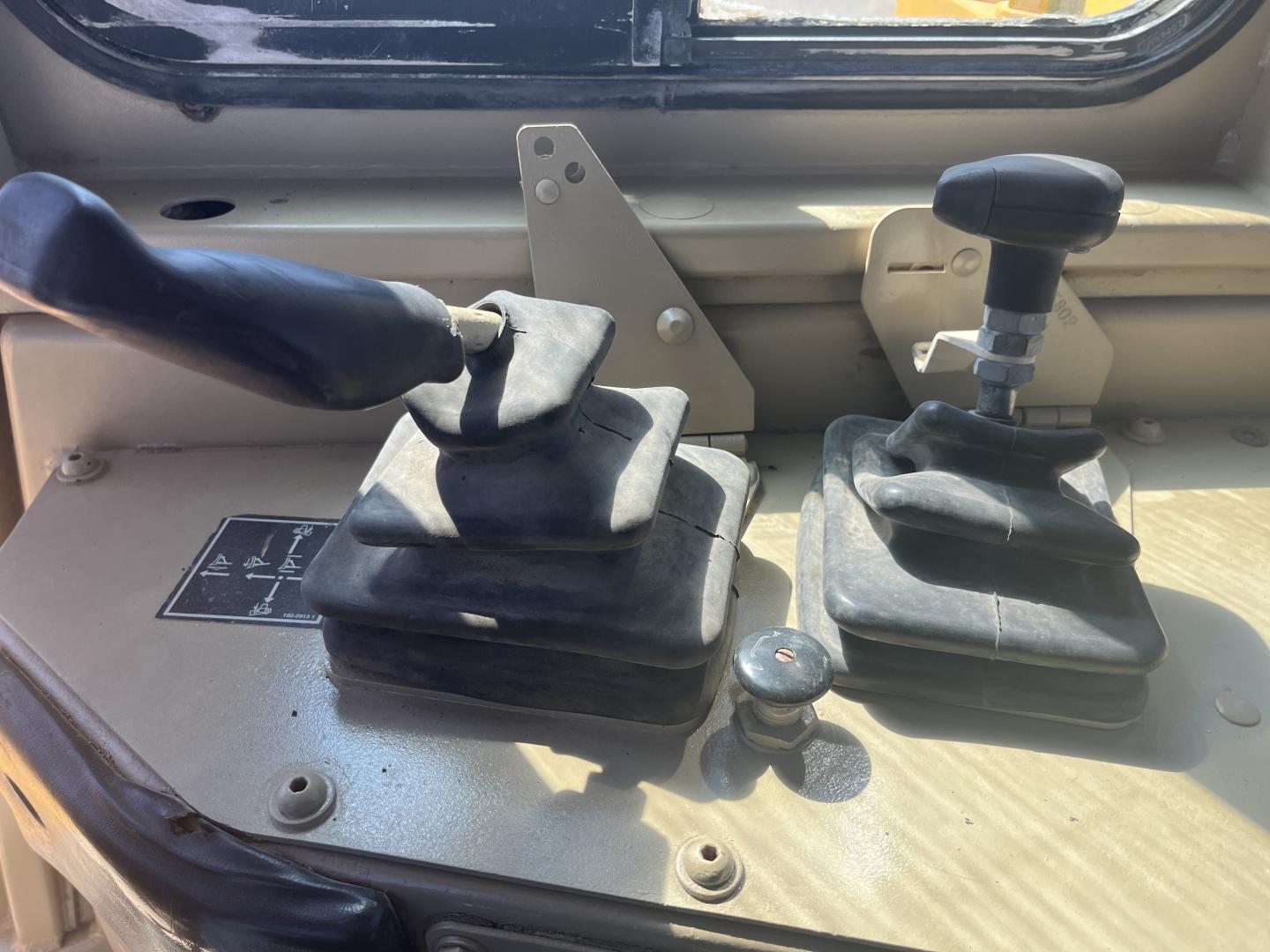 imagenes/INVOICE/2019/18243/BULLDOZER_D8R_32.JPG
