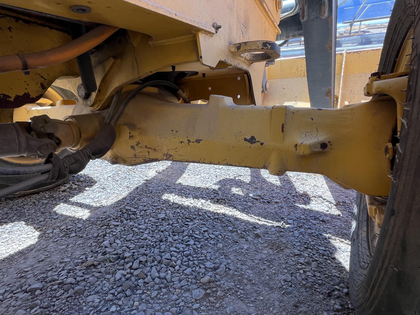 imagenes/INVOICE/2019/18267/CARGADOR_CON_ESCREPA_JOHN_DEERE_210K_13.JPG