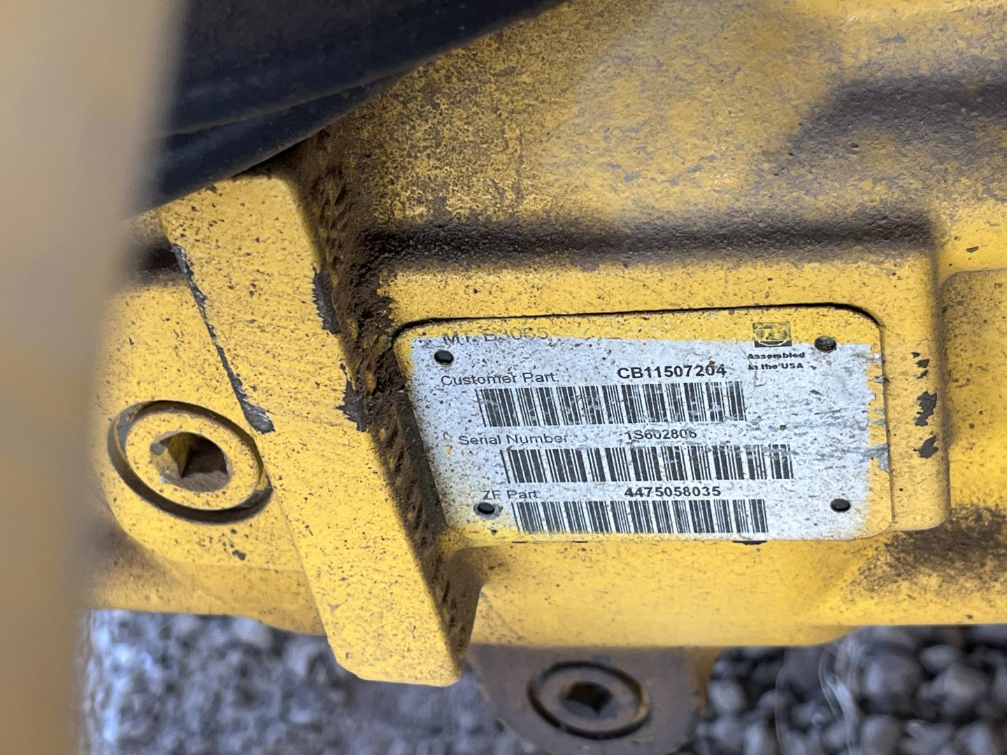 imagenes/INVOICE/2019/18267/CARGADOR_CON_ESCREPA_JOHN_DEERE_210K_9.JPG