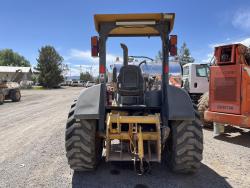 CARGADOR CON ESCREPA JOHN DEERE 210K