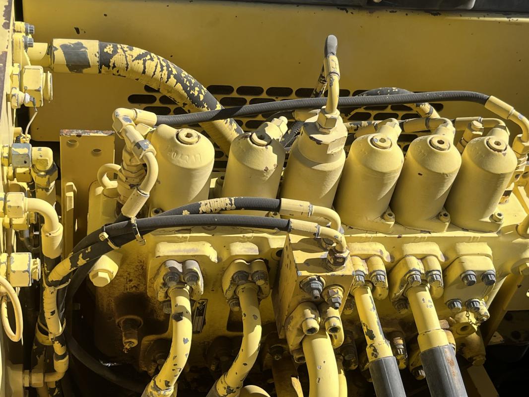 imagenes/INVOICE/2019/7783/NEW_HOLLAND_28.JPG