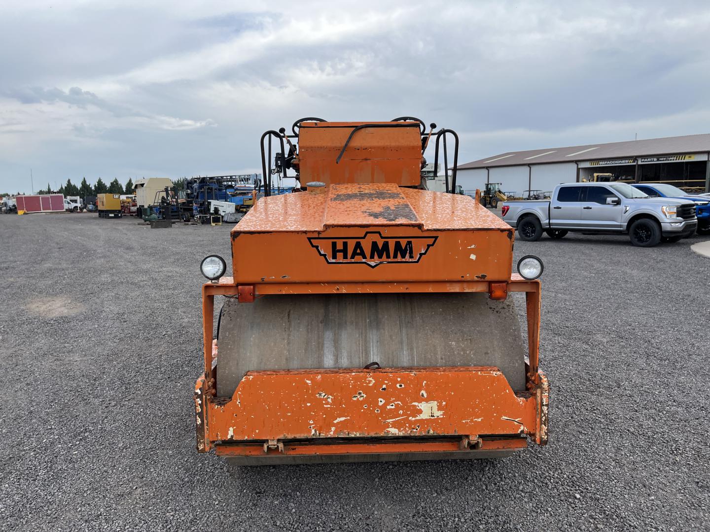 imagenes/INVOICE/2019/9279/HAMM_HD85C_2.JPG