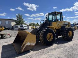 KOMATSU WA250PT-5L