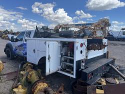 CAMION DE SERVICIO FORD F450 PARA REFACCIONES