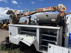 CAMION DE SERVICIO FORD F450 PARA REFACCIONES