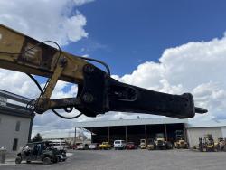 CATERPILLAR 330 CON BRAZO PIERCE HSB-20
