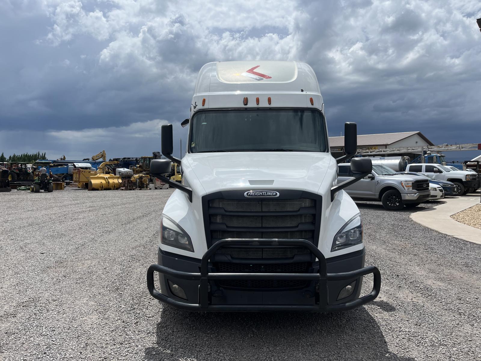 imagenes/INVOICE/2025/18131/FREIGHTLINER_CASCADIA_6.JPG