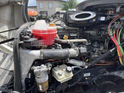 FREIGHTLINER CASCADIA 126