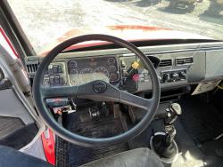 CAMION CON GRUA HIAB 330-6