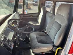 CAMION CON GRUA HIAB 330-6