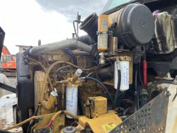 CAMION DE SERVICIO CAT 730