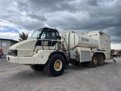 CAMION DE SERVICIO CAT 730