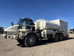 CAMION DE SERVICIO CAT 730 PARA REFACCIONES