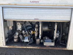 CAMION DE SERVICIO CAT 730 PARA REFACCIONES