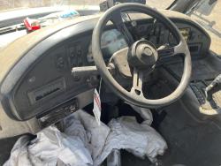 CAMION DE SERVICIO CAT 730 PARA REFACCIONES