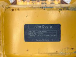 CUCHARON JOHN DEERE DE 24 PULGADAS