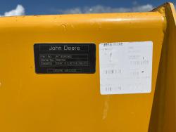 CUCHARON JOHN DEERE DE 92 PULGADAS