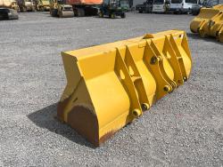 CUCHARON JOHN DEERE DE 92 PULGADAS