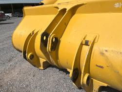 CUCHARON JOHN DEERE 524