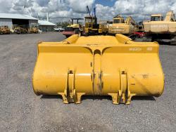 CUCHARON JOHN DEERE 524