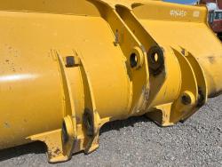 CUCHARON JOHN DEERE 524