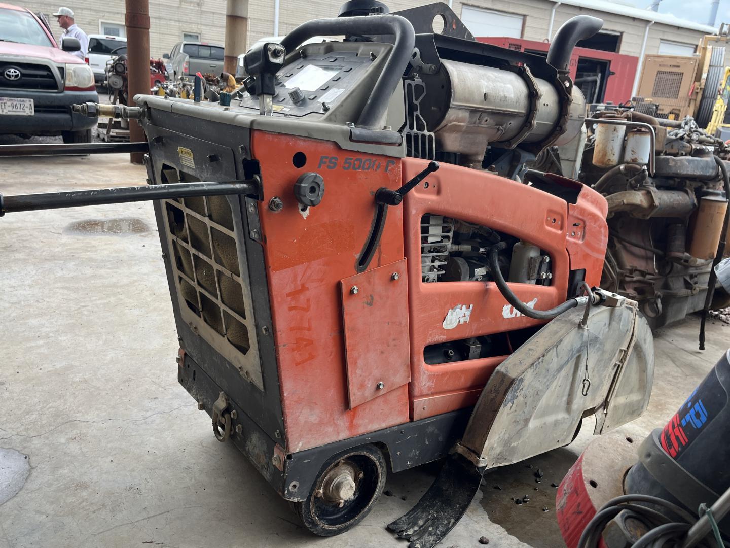 imagenes/INVOICE/2025/18328/Cortadora_de_concreto_Husqvarna_11.JPG