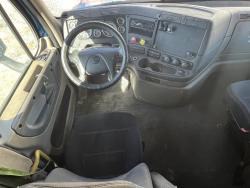 TRACTOCAMION FREIGHTLINER CASCADIA