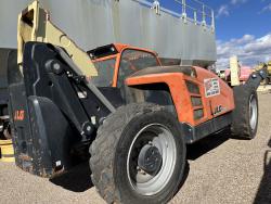 MONTACARGAS TELESCOPICO JLG 1055