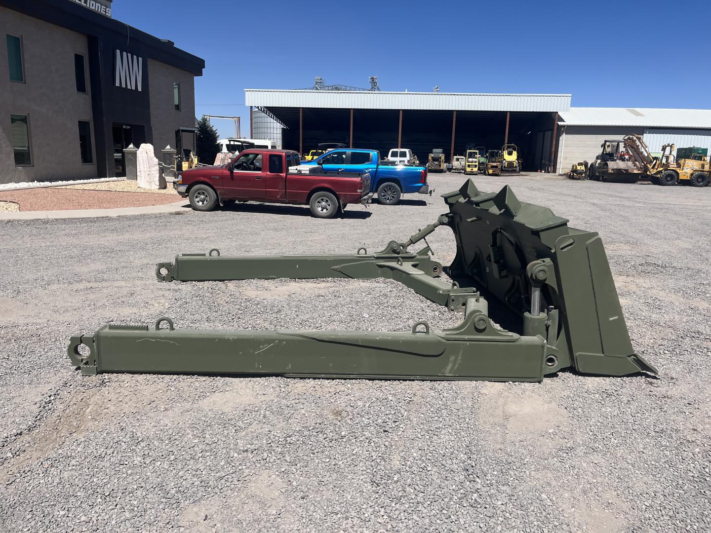 imagenes/INVOICE/2025/18364/PALA_PARA_TOPADOR_FRONTAL_JOHN_DEERE_850J_2.JPG