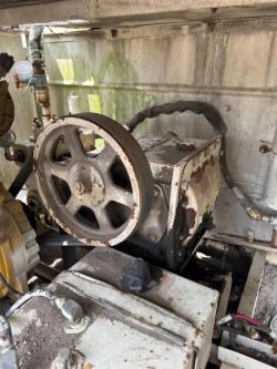 MAQUINA ESPRAYADORA FMC D060E