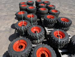 LLANTAS Y RIN BOBCAT 10-16.5