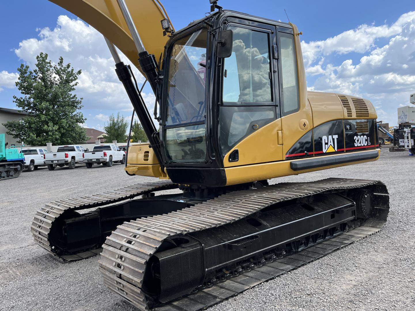 imagenes/INVOICE/2025/18392/EXCAVADORA_CATERPILLAR_320C_17.JPG