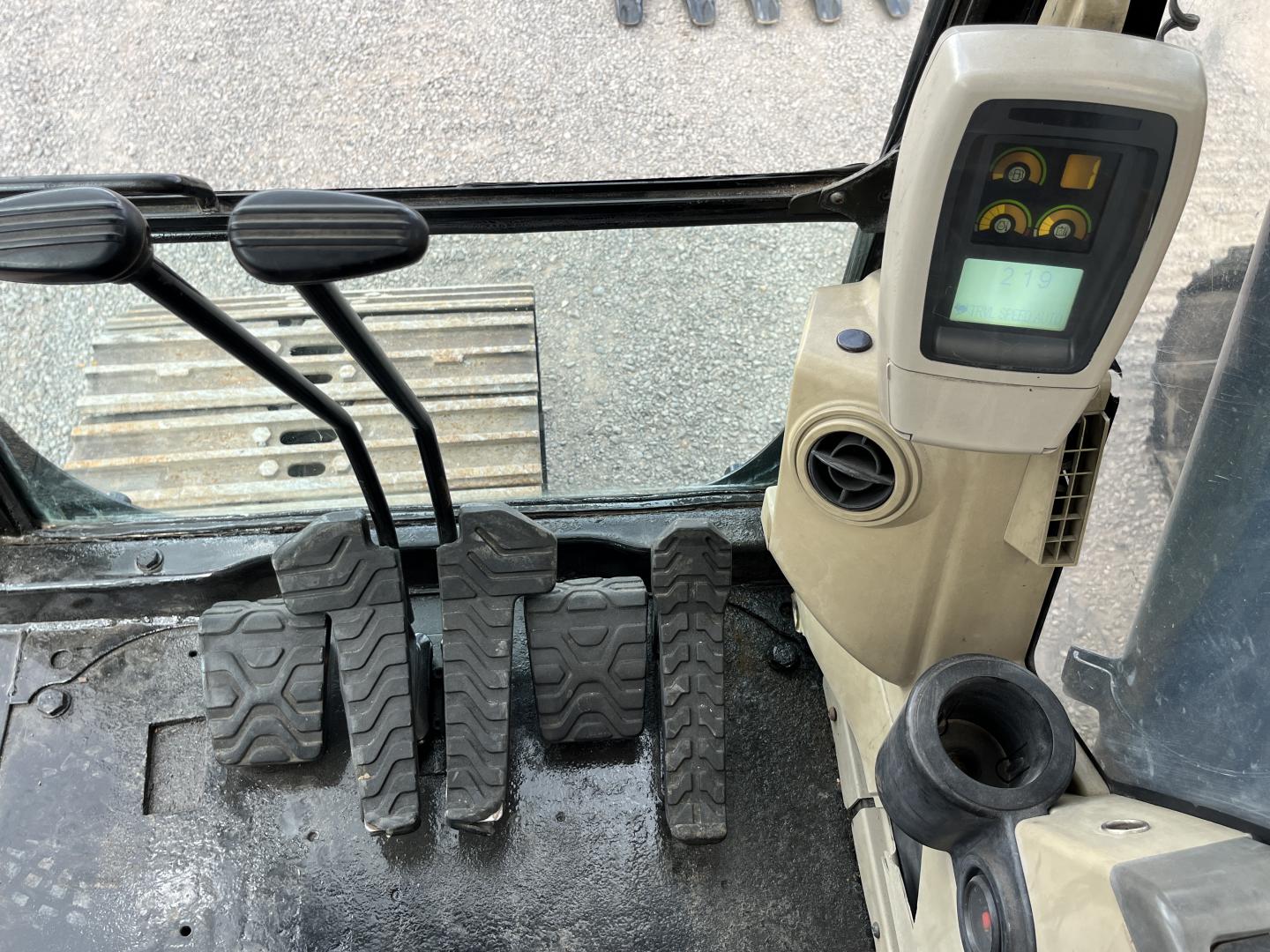 imagenes/INVOICE/2025/18392/EXCAVADORA_CATERPILLAR_320C_32.JPG