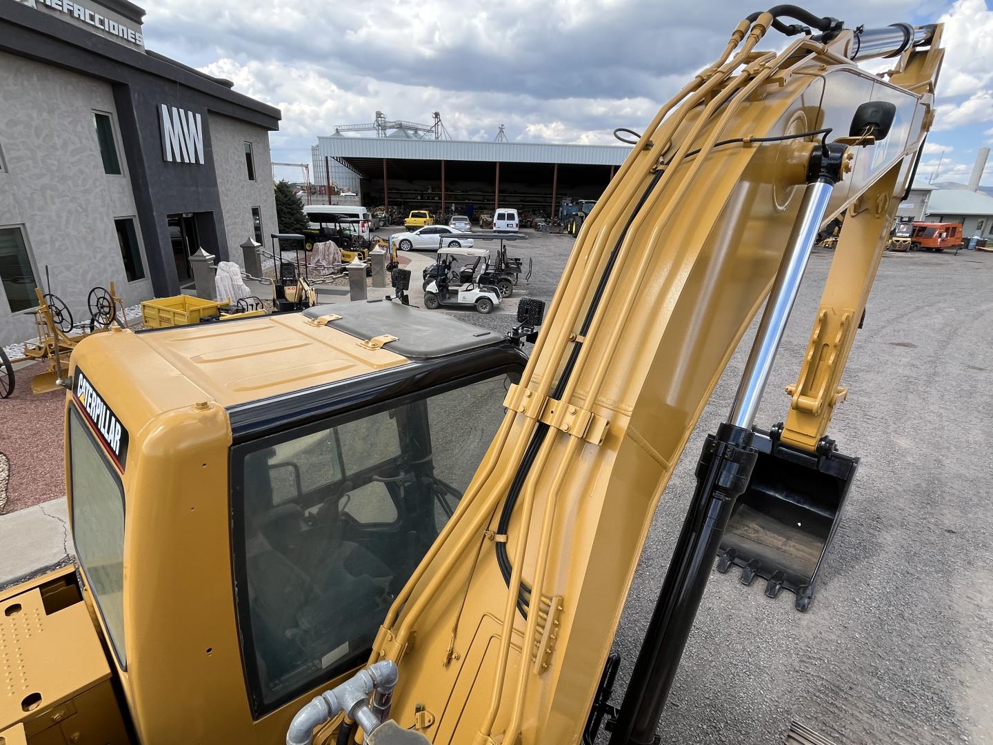 imagenes/INVOICE/2025/18392/EXCAVADORA_CATERPILLAR_320C_39.JPG