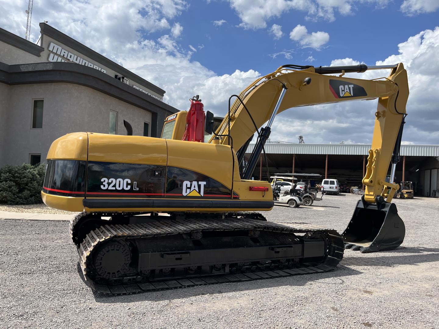 imagenes/INVOICE/2025/18392/EXCAVADORA_CATERPILLAR_320C_4.JPG