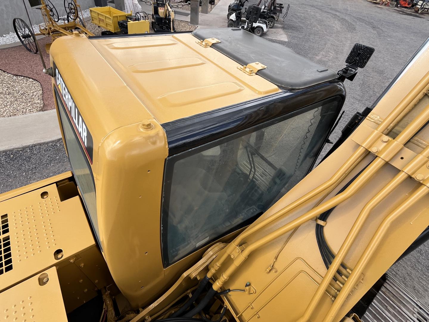 imagenes/INVOICE/2025/18392/EXCAVADORA_CATERPILLAR_320C_40.JPG