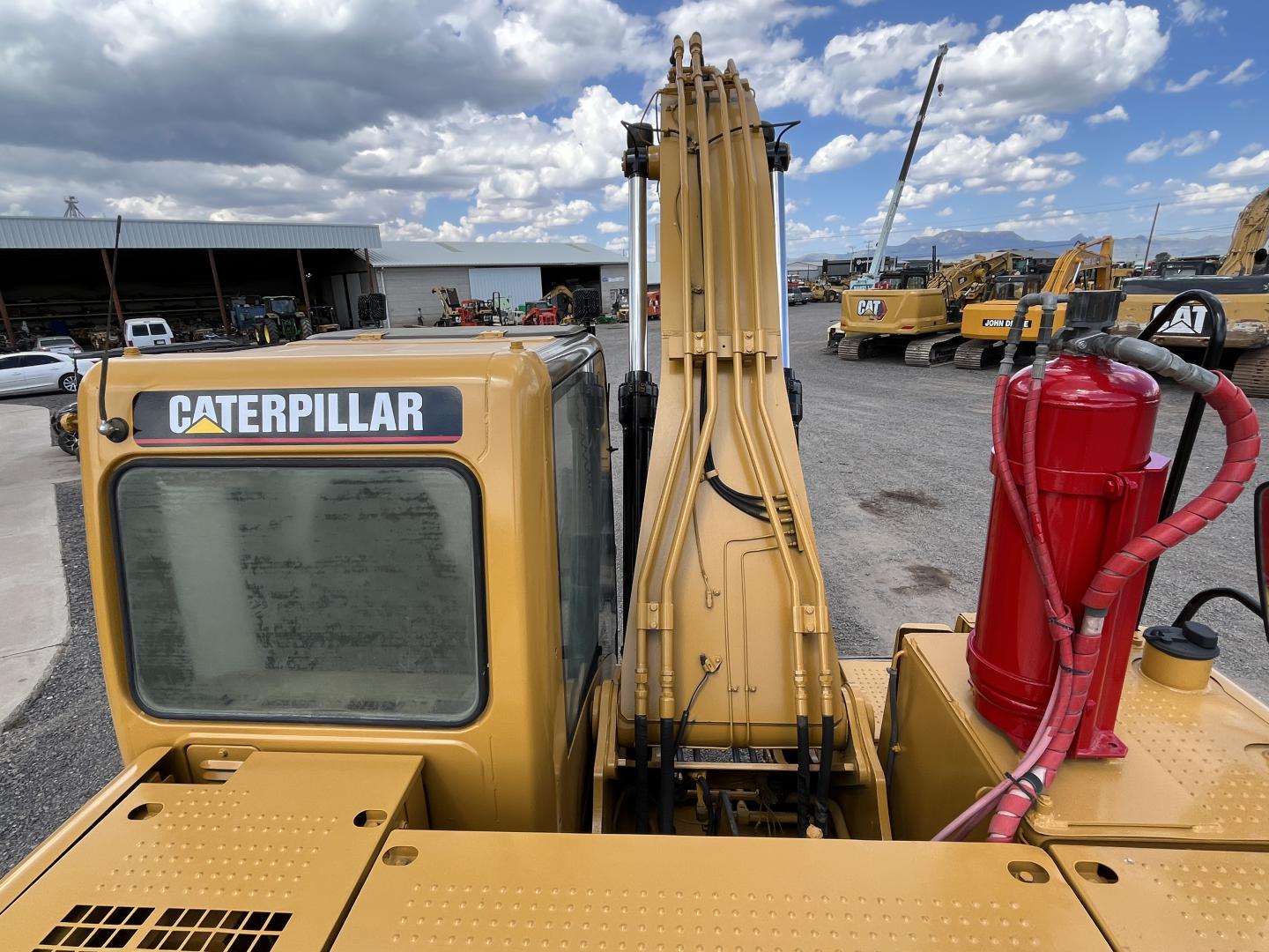 imagenes/INVOICE/2025/18392/EXCAVADORA_CATERPILLAR_320C_41.JPG