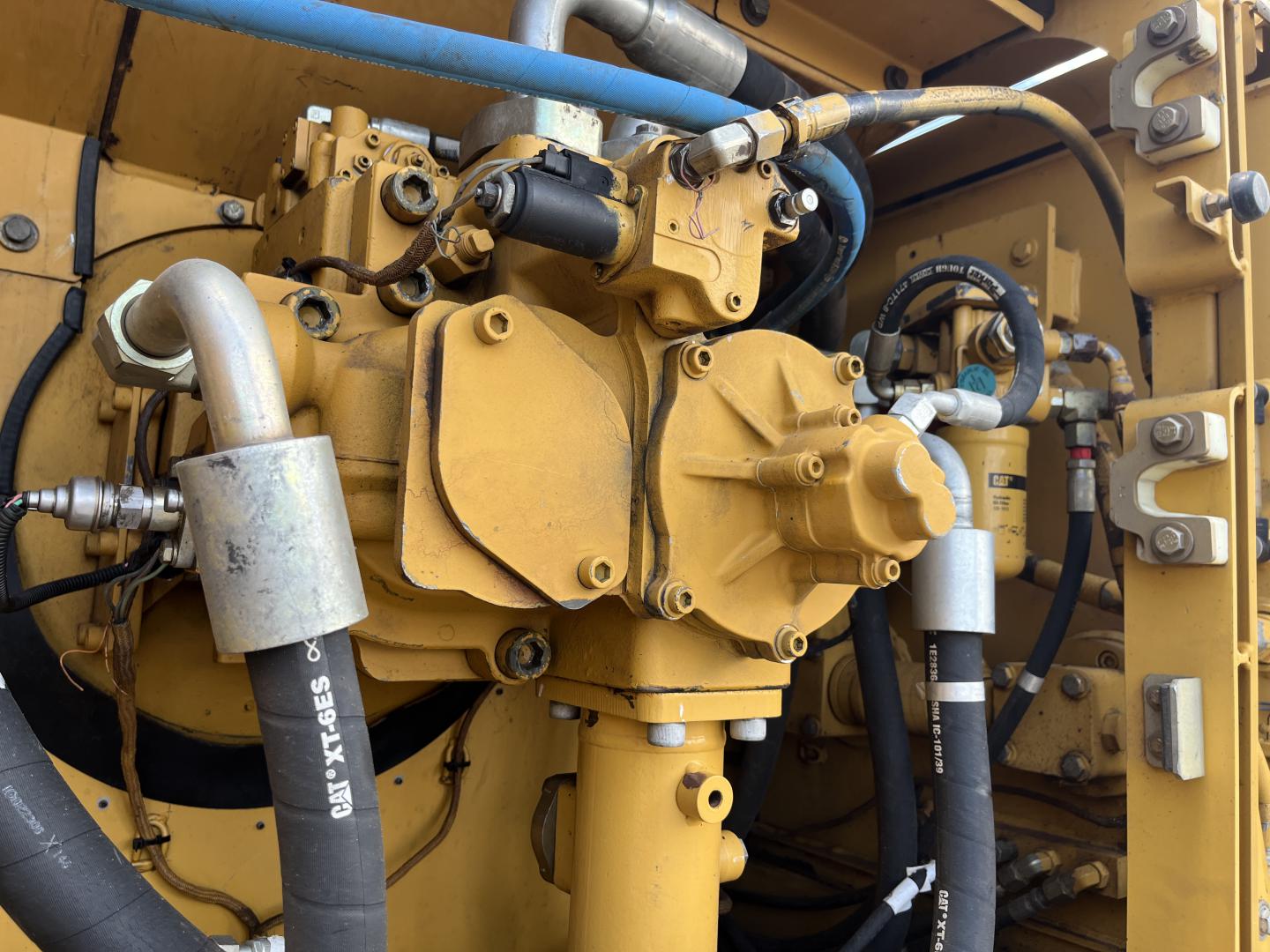 imagenes/INVOICE/2025/18402/EXCAVADORA_CATERPILLAR_345C_7.JPG
